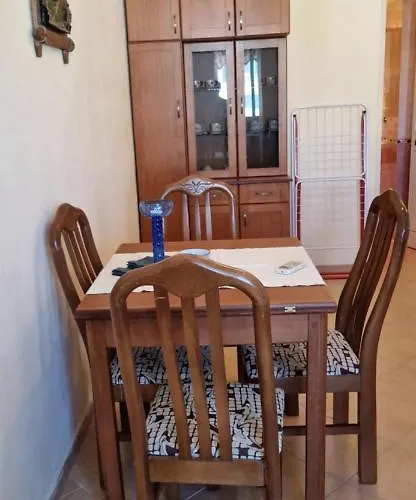 Appartement Tinka 2 In Durrës