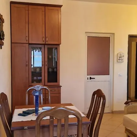 Tinka 2 In Appartamento *